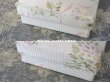 画像6: 1900年頃 アンティーク お菓子箱 シルク地 ピンクのリボン＆薄紫と黄色の薔薇 (6)