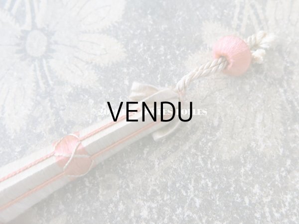 画像3: 19世紀 アンティーク パスマントリー 小さなポンポン ピンク＆ホワイト (3)