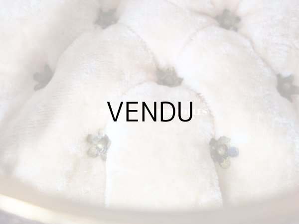 画像14: 19世紀末 アンティーク 大きなコフレ&ティアラ  グローブ・ド・マリエ 淡いピンクオレンジのクッション ワックスフラワーのティアラ (14)