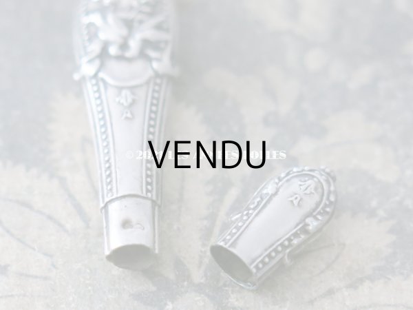 画像7: 1900年代 アンティーク シルバー製 鳥＆薔薇 目打ち & ニードルケース 裁縫道具 (7)