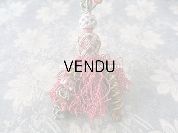 画像9: 19世紀 アンティーク シルク製 タッセル ポンポン パスマントリー  (9)