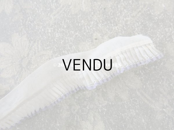 画像5: アンティーク プリーツリボン 薄紫色の縁取り 30.5cm (5)
