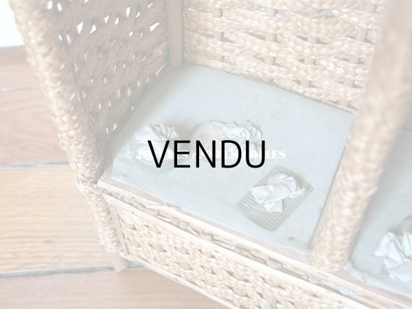 画像15: アンティーク  ドール付き プレゼンテーション パニエ (15)