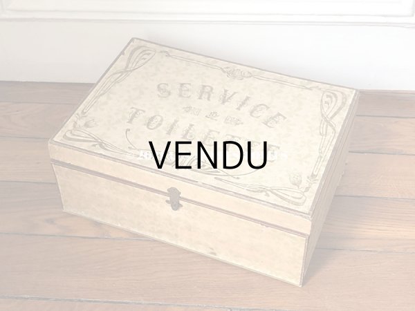 画像12: 1900年代 アンティーク 子供用玩具 薔薇のトワレットセット菫のブーケ付き (12)