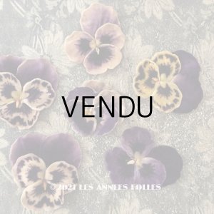 画像: アンティーク  パンジーの布花 ベルベット コサージュ