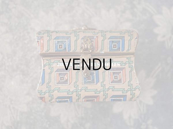 画像11: 19世紀 アンティーク ナポレオン3世時代 チョコレートボックス 小さなお菓子箱 レースペーパー付 (11)