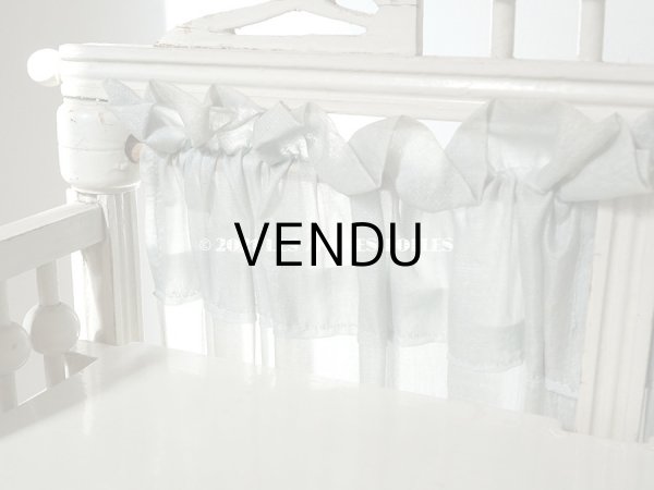 画像6: 1900年代 アンティーク 木製ラック 淡いブルーのカーテン付き (6)