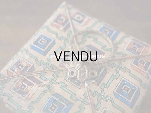 画像8: 19世紀 アンティーク ナポレオン3世時代 チョコレートボックス 小さなお菓子箱 レースペーパー付 (8)