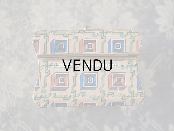 画像14: 19世紀 アンティーク ナポレオン3世時代 チョコレートボックス 小さなお菓子箱 レースペーパー付 (14)