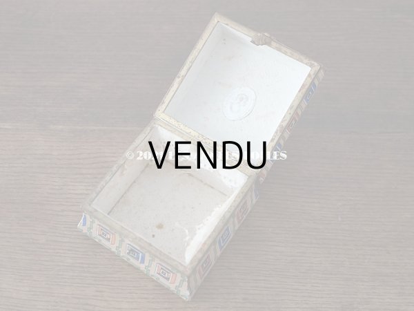 画像4: 19世紀 アンティーク ナポレオン3世時代 チョコレートボックス 小さなお菓子箱 レースペーパー付 (4)