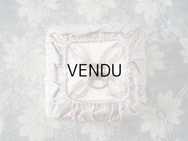 画像3: 19世紀 アンティーク ナポレオン3世時代 チョコレートボックス パウダーピンク お菓子箱 レースペーパー付 (3)