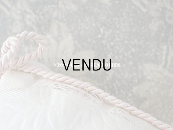 画像8: アンティーク  シルク製 ハンキーケース ピンクのリボン ハンカチ用ポシェット  (8)