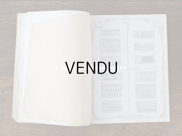 画像12: 1900年代 アンティーク 刺繍の本 LE GUIDE DE LA BRODEUSE - EDITION ARTISTIQUE DE LA BRODERIE LYONNAISE - (12)