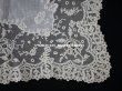 画像12: 19世紀 アンティーク イニシャル・モノグラム刺繍入り 結婚式のハンカチ アプリカシオン・アングルテール (ボビンレース)　 (12)