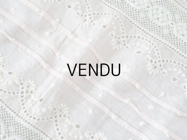 画像3: アンティーク  花&水玉の刺繍入り レース＆コットン生地 ピンク 57×41cm (3)