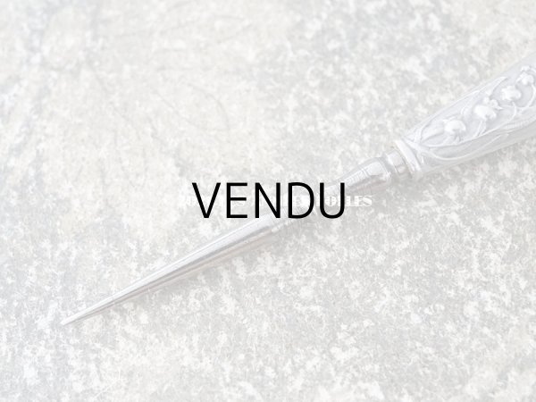 画像9: アンティーク 鈴蘭の裁縫道具セット  (9)