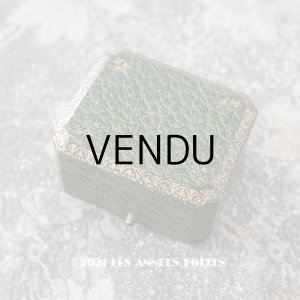 画像: アンティーク  ピアス用 金彩入り ジュエリーボックス グリーン