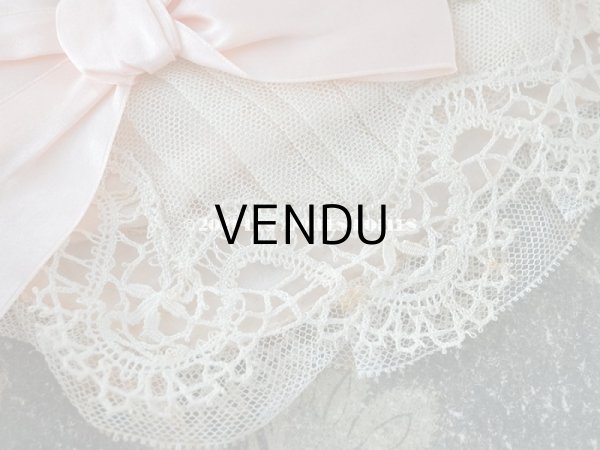 画像8: 1920年代 アンティーク ボネ ベビーピンクのシルクリボン & ロココトリム  (8)