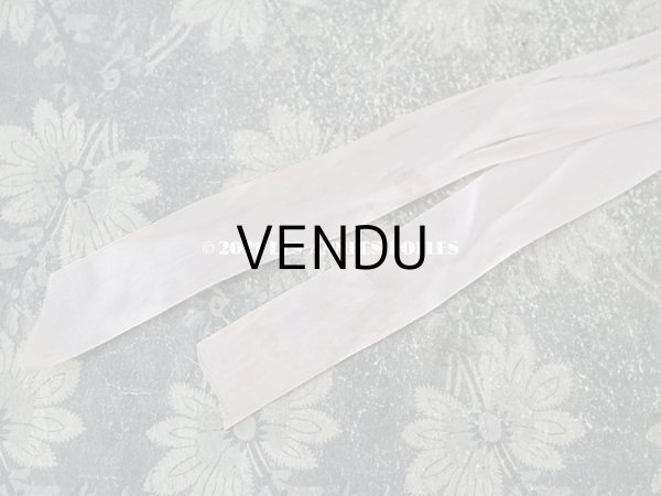 画像10: 1920年代 アンティーク ボネ ベビーピンクのシルクリボン & ロココトリム  (10)