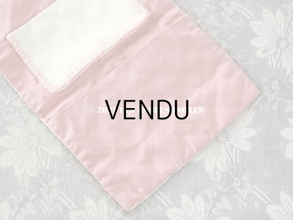 画像9: アンティーク シルク製 リボン刺繍の小さなポシェット 裁縫道具入れ (9)