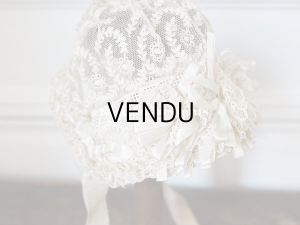 画像12: アンティーク ドール用 小さなボネ オフホワイトのシルクリボン＆手刺繍・手編みのレース (12)