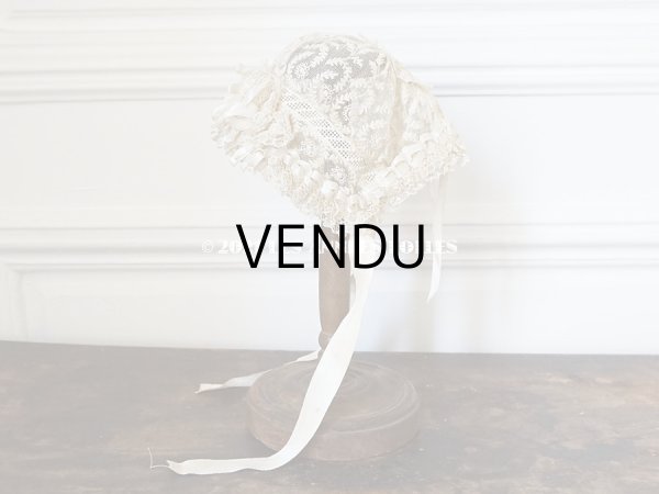 画像3: アンティーク ドール用 小さなボネ オフホワイトのシルクリボン＆手刺繍・手編みのレース (3)