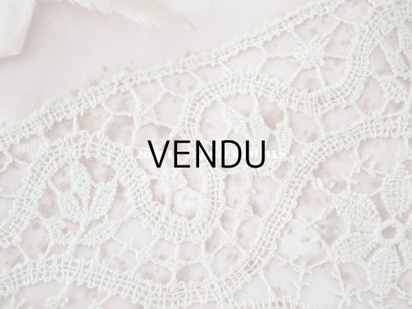 画像13: アンティーク リボンが結ばれたハンキーケース　ポシェット ピンク レース付き (13)