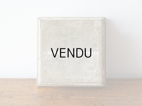 画像3: アンティーク ベルベットの大きな台座 オリーブグリーン スクエア型　 (3)