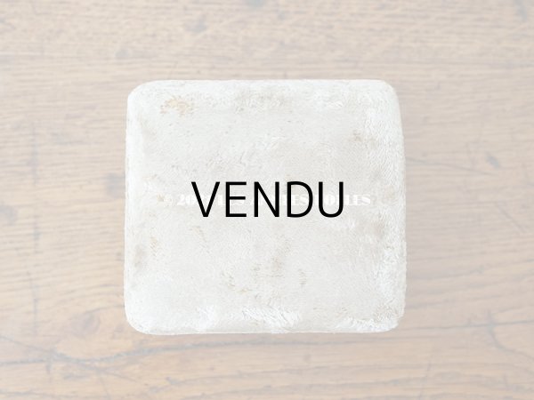 画像7: １９世紀末 アンティーク ジュエリーボックス ブローチ＆ピアス用　ベルベット ＆ シルクサテン   (7)