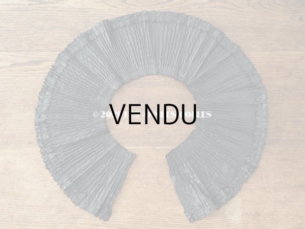 画像3: 1900年代 アンティーク  幅広 シルク製 プリーツ生地  0.7m(1.3m）  16.3cm幅 (3)