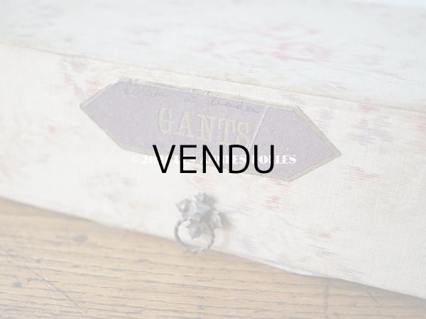 画像9: 【11周年セール対象外】 1900年代 アンティーク 薄紫色のリボン & 薔薇のガーランド  カルトナージュボックス　グローブ入れ チェストの引き出し　GANTS (9)