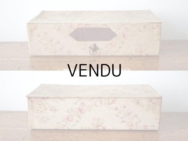 画像7: 【11周年セール対象外】 1900年代 アンティーク 薄紫色のリボン & 薔薇のガーランド  カルトナージュボックス　ハンカチ入れ チェストの引き出し　MOUCHOIR (7)