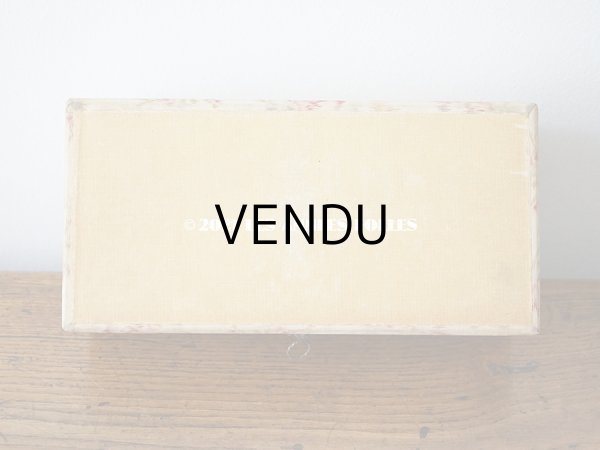 画像6: 【11周年セール対象外】 1900年代 アンティーク 薄紫色のリボン & 薔薇のガーランド  カルトナージュボックス　ハンカチ入れ チェストの引き出し　MOUCHOIR (6)