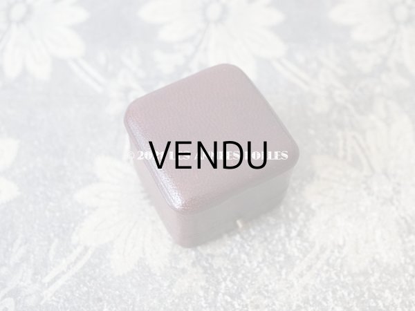画像2: 【11周年セール対象外】　1900年代 アンティーク 本革製 ジュエリーボックス リングボックス ボルドー (2)