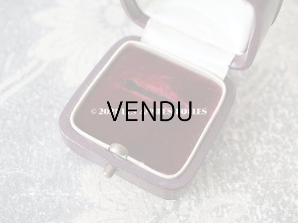 画像8: 【11周年セール対象外】　1900年代 アンティーク 本革製 ジュエリーボックス リングボックス ボルドー (8)