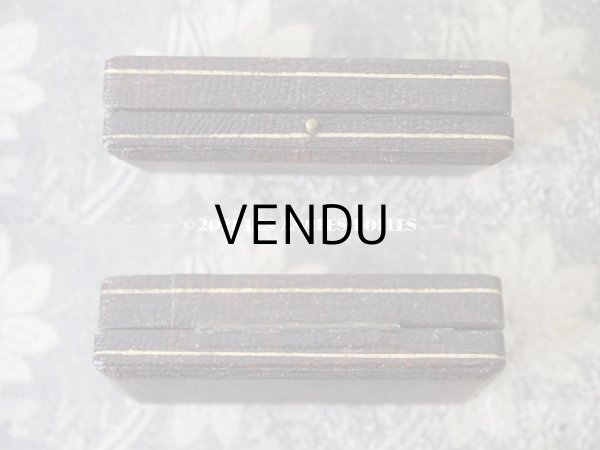 画像3: 【11周年セール対象外】　1900年代 アンティーク 本革製 ジュエリーボックス 金彩入り ダークブラウン (3)