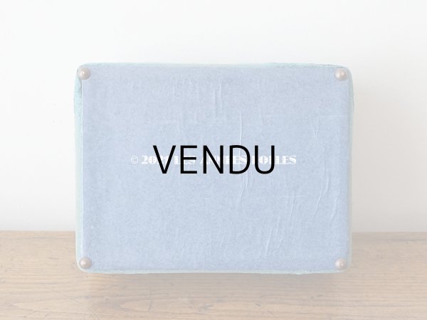 画像12: 【11周年セール対象外】 19世紀末 アンティーク ブルーのベルベットの裁縫箱  (12)