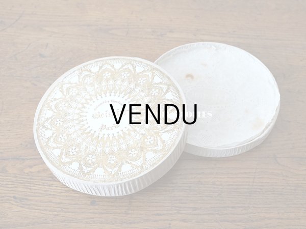 画像9: 【11周年セール対象外】 19世紀末 アンティーク  BOISSIER お菓子箱  ドラジェ & チョコレート  (9)