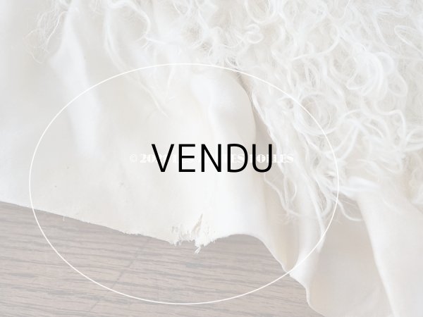 画像9: 【11周年セール対象外】 アンティーク  ベビー用 ベッドカバー オフホワイトのファー & ピンクベージュ  73.5×59.5cm (9)