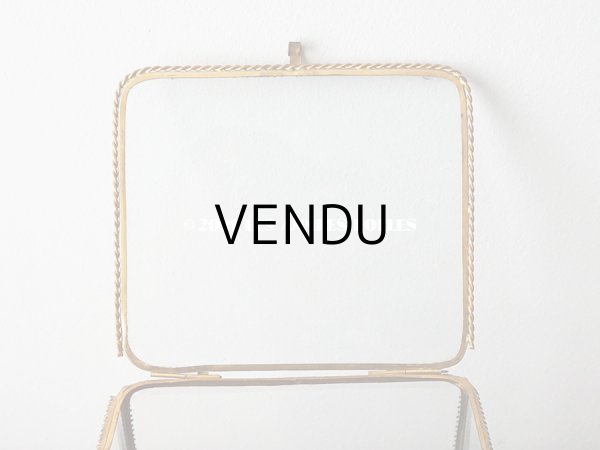 画像9: 【11周年セール対象外】 19世紀 アンティーク 大きなコフレ グローブ・ド・マリエ 天使＆薔薇のガーランドのオルモル 赤いベルベットのクッション (9)