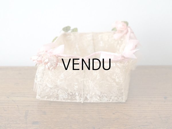 画像7: 【11周年セール対象外】 アンティーク ピンクの薔薇の布花付 ウェディングのドラジェ用パニエ マリアージュ (7)