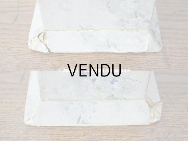 画像5: 【11周年セール対象外】 アンティーク 薄紫の花模様 エパングルケース ベルベットのピンクッション＆ 3段の引き出し (5)