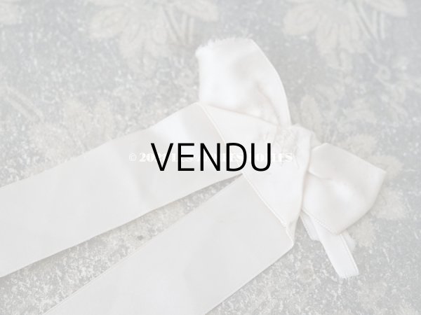 画像13: 【11周年セール対象外】 アンティーク  初聖体のオモニエール 淡いピンクのシルクリボン & 花刺繍入りレースのフリル (13)