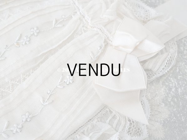 画像5: 【11周年セール対象外】 アンティーク  初聖体のオモニエール 淡いピンクのシルクリボン & 花刺繍入りレースのフリル (5)