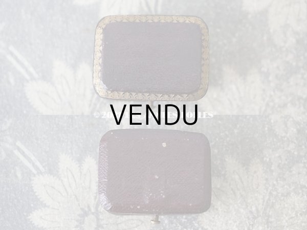 画像6: 19世紀末 アンティーク 本革製 ジュエリーボックス  金彩入り ピアス用 (6)