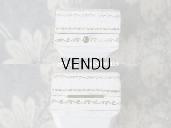 画像7: 1900年代 アンティーク  ジュエリーボックス  金彩入り オフホワイト (7)