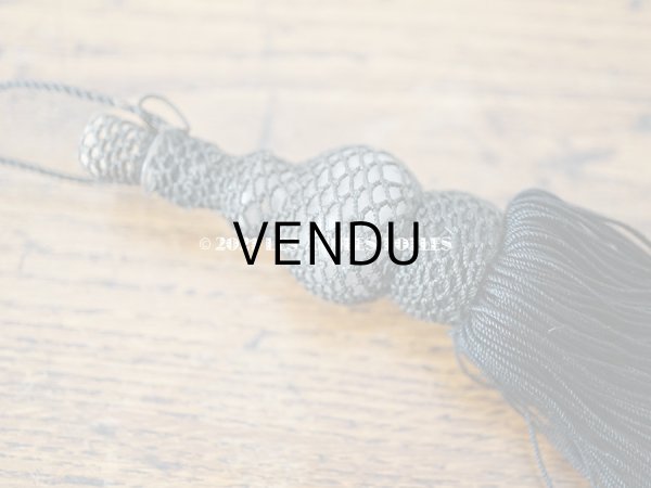 画像19: 1900年代 アンティーク 王冠付き フェザーのファン 箱付き　黒のシャンティーレース (19)