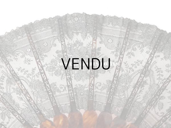 画像9: 1900年代 アンティーク 王冠付き フェザーのファン 箱付き　黒のシャンティーレース (9)