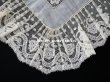 画像14: 未使用 19世紀 アンティーク  結婚式のハンカチ 王冠紋章 & プリーツ入り　手編みのヴァランシエンヌレース (14)