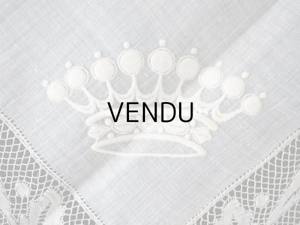 画像12: 未使用 19世紀 アンティーク  結婚式のハンカチ 王冠紋章 & プリーツ入り　手編みのヴァランシエンヌレース (12)